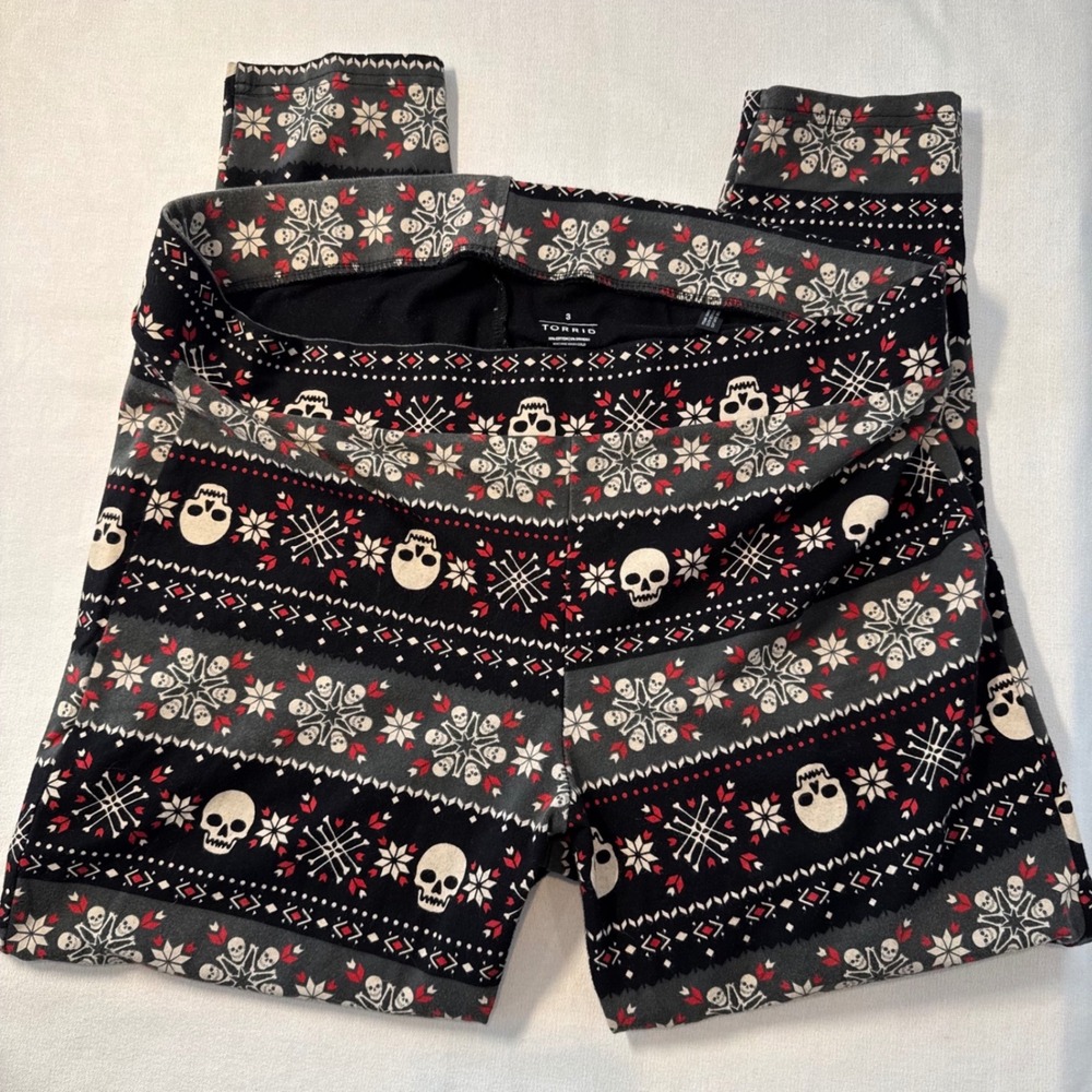 Torrid Womens Leggings Size 3 Skull Snowflake Fair Isle Christmas Black Red Xmas